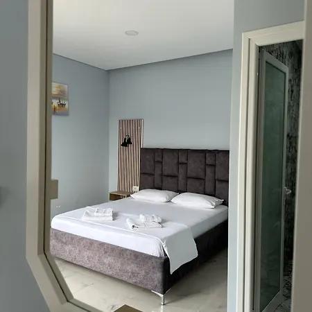 Summer Gate Hotel 4*