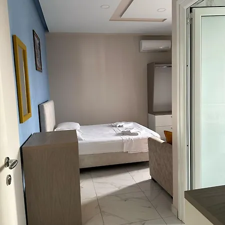 Summer Gate Hotel 4*