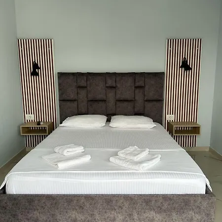 Summer Gate Hotel 4*