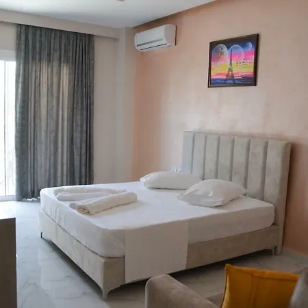 Summer Gate Hotel