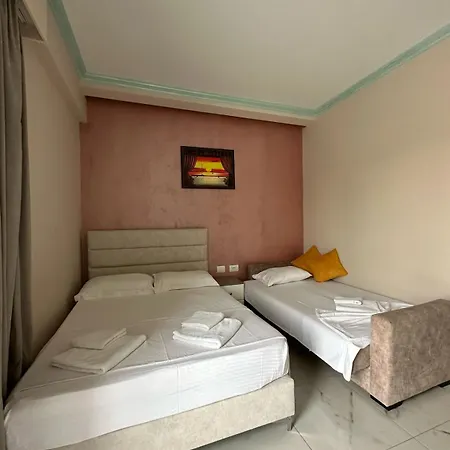 Summer Gate Hotel 4*