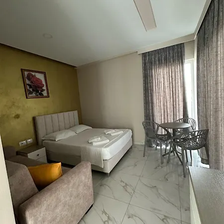 Summer Gate Hotel Ksamil