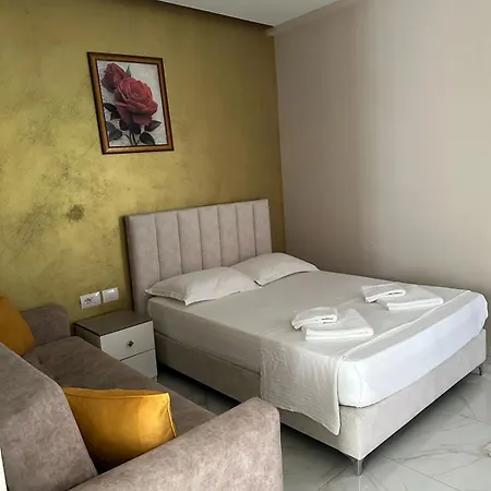 Summer Gate Hotel 4*