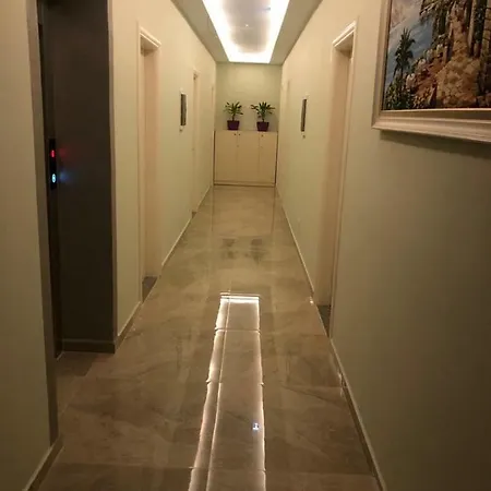 Summer Gate Hotel 4*
