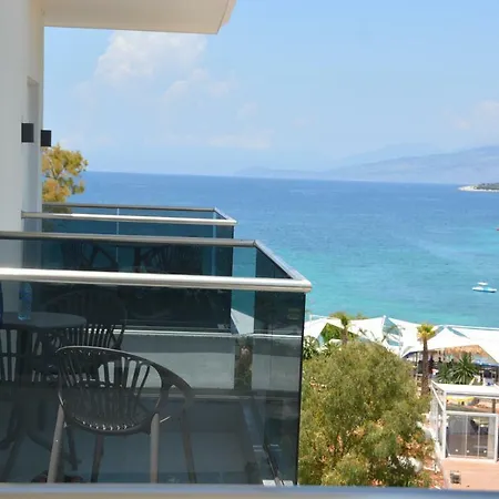 Summer Gate Hotel 4*