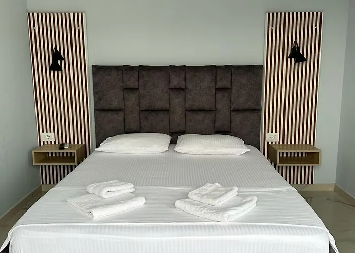 Summer Gate Hotel 4*