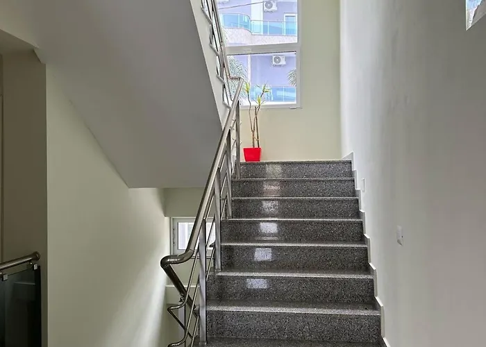 Summer Gate Hotel 4*